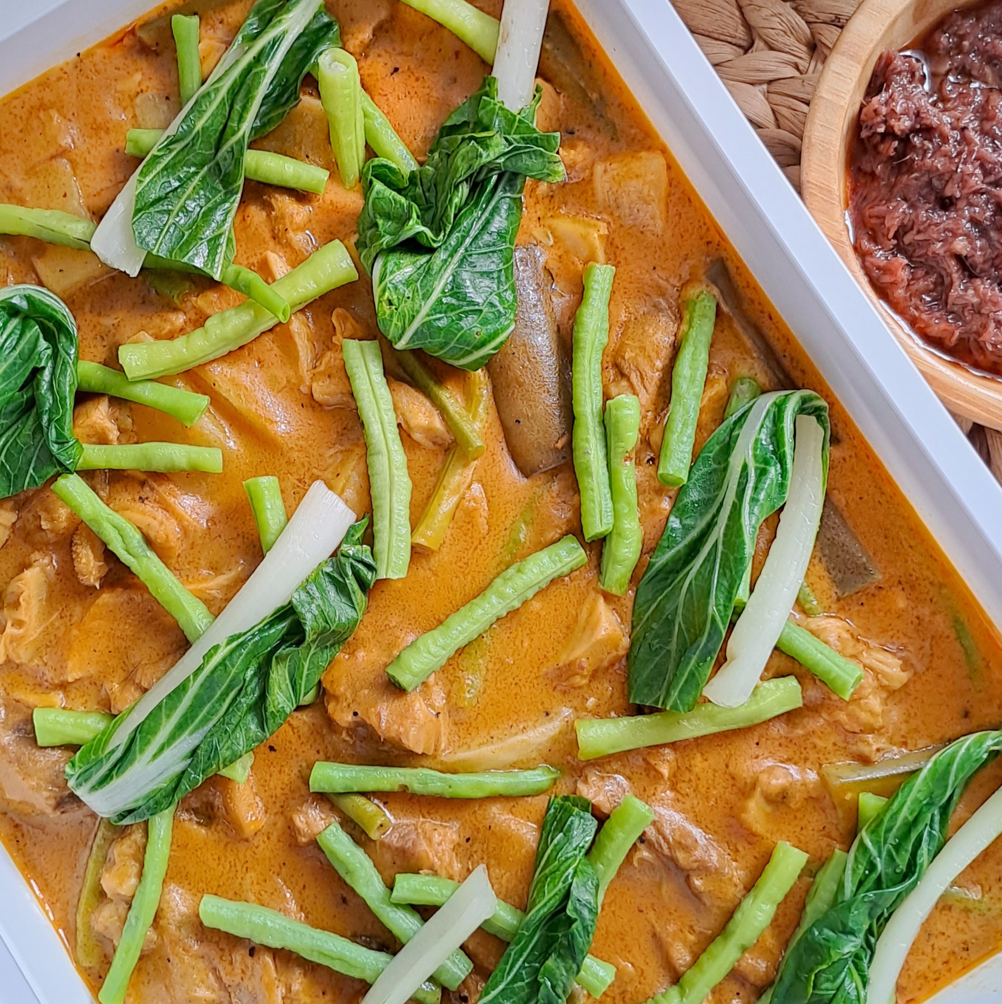 Kare Kare (Beef & Goto)