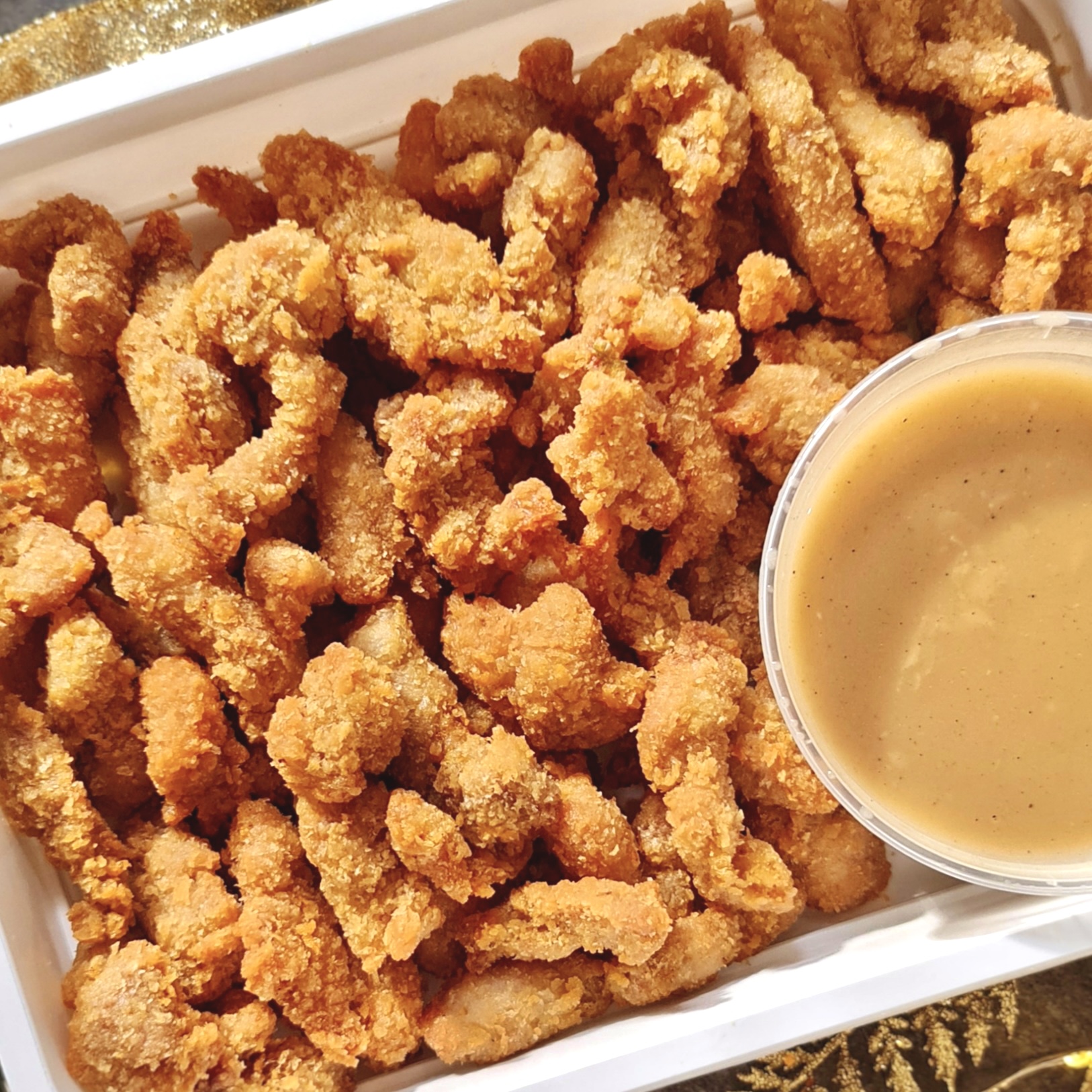 Chicken Poppers w/ Gravy