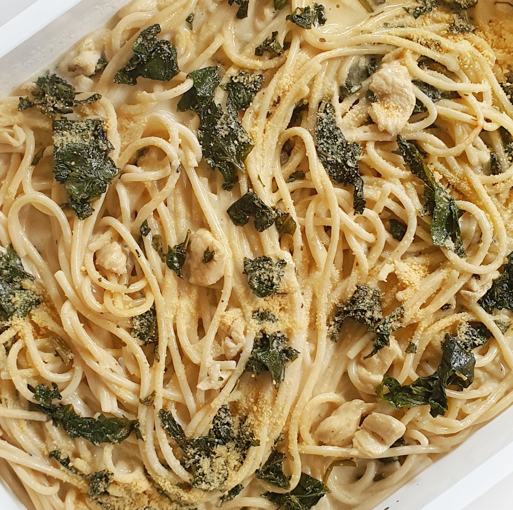 Spaghetti w/ Creamy Pesto