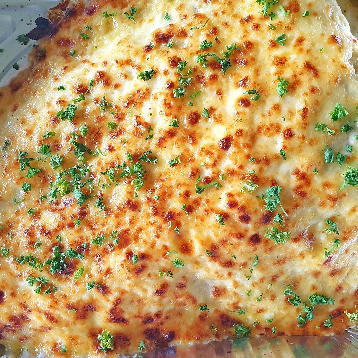 Baked Salmon w/ Cheese Mayo Garlic Sauce 